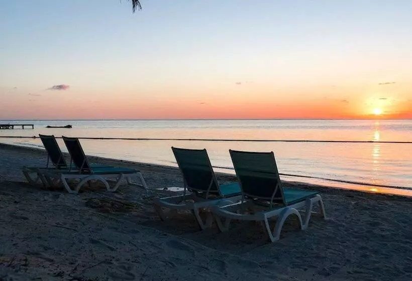 Sapphire Beach Resort