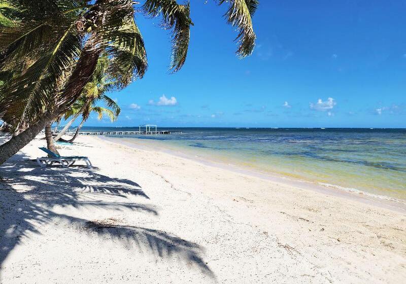 Sapphire Beach Resort