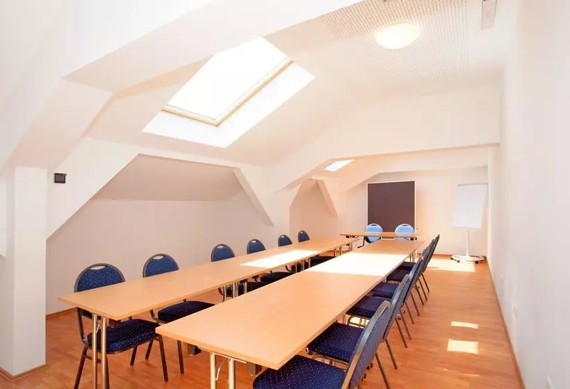 הוסטל a&o München Laim