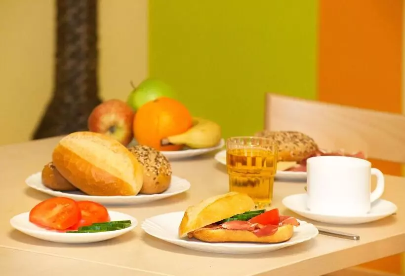 הוסטל a&o München Laim