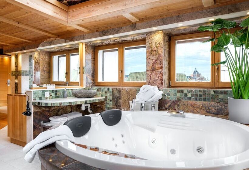 Aparthotel Stare Miasto