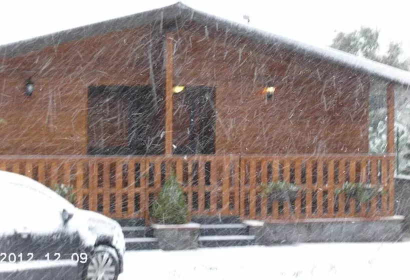 مبيت وإفطار La Porta Dell Etna   Nicolosi