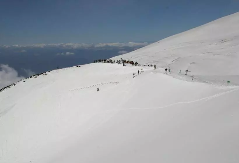 مبيت وإفطار La Porta Dell Etna   Nicolosi