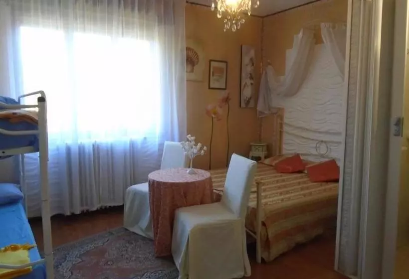 ベッドアンドブレックファースト Bellavista