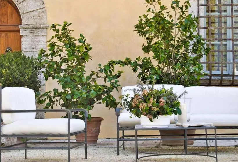 مبيت وإفطار Villa Cicolina