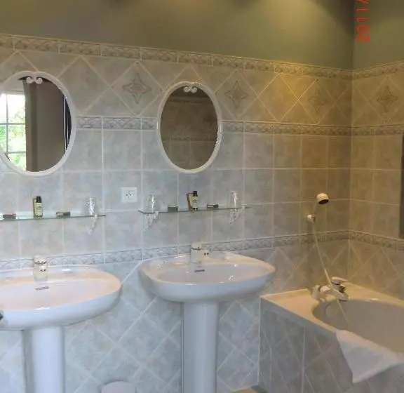 Château De Fourcès