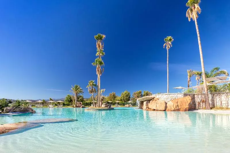 Club Saraceno Bovis Hotels