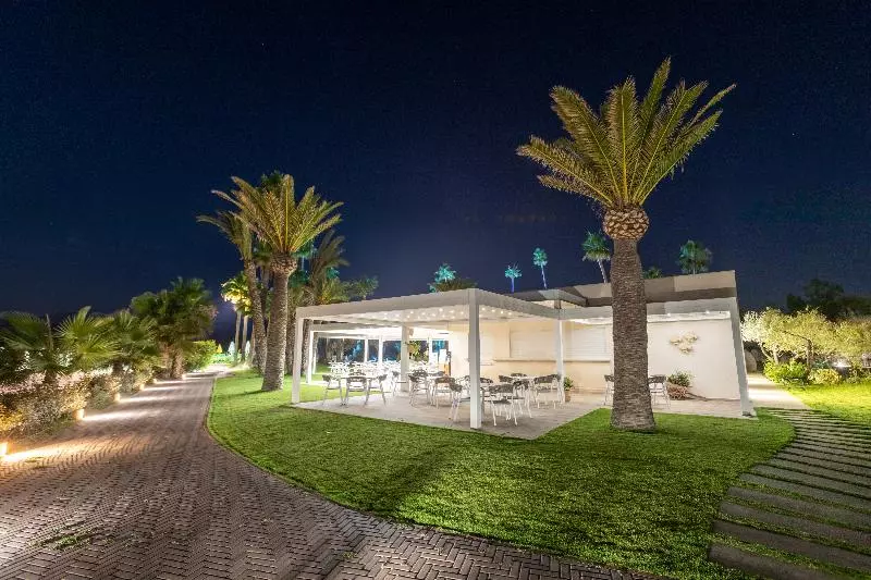 Club Saraceno Bovis Hotels