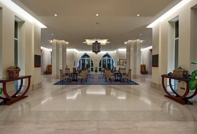 هتل Crowne Plaza Duqm, An Ihg