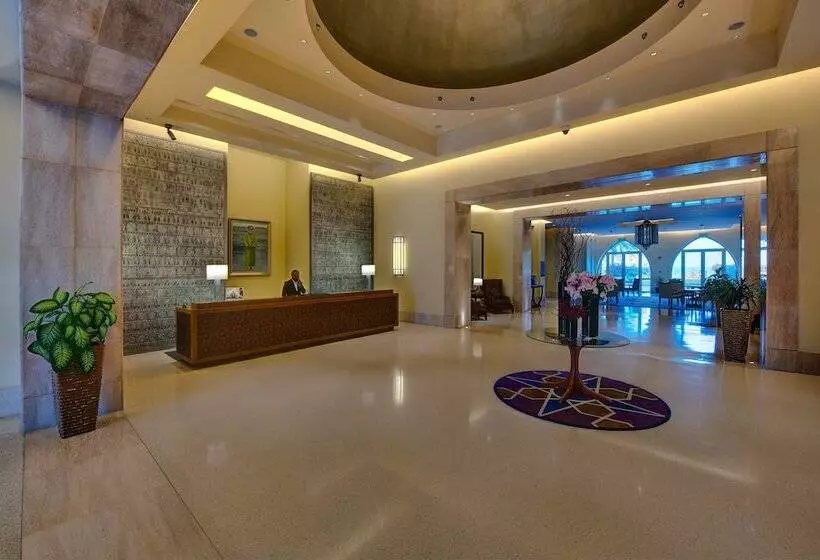 هتل Crowne Plaza Duqm, An Ihg