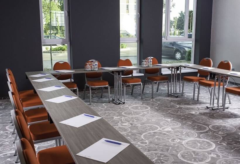 Eto Park Hotel Business & Stadium