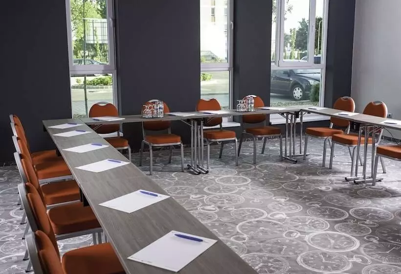 Eto Park Hotel Business & Stadium