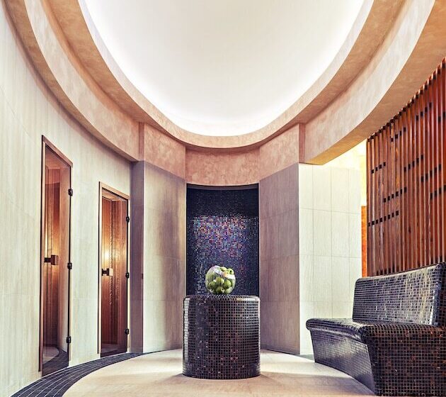 Eto Park Hotel Business & Stadium