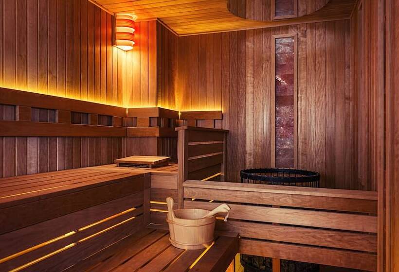 Eto Park Hotel Business & Stadium