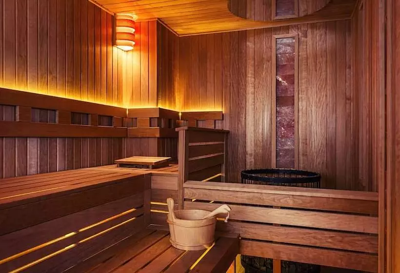 Eto Park Hotel Business & Stadium