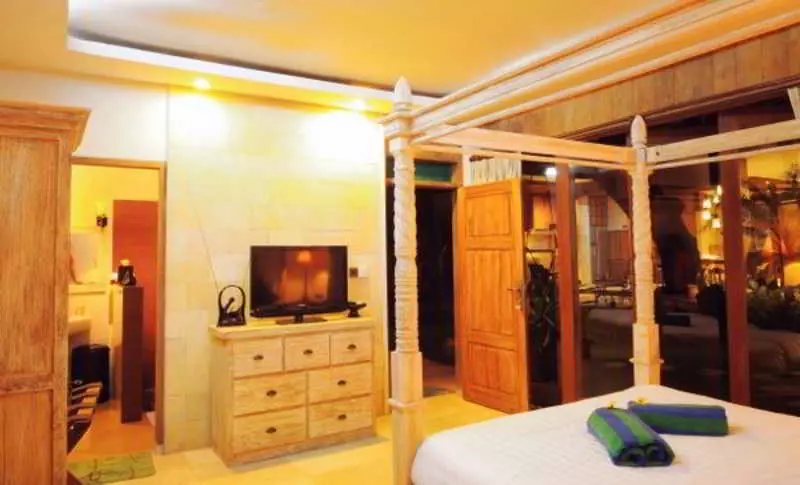 Joy Beach Villas