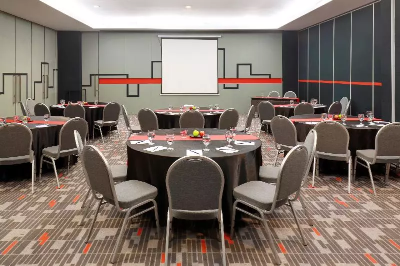 בית מלון כפרי Kimaya Braga Bandung By Harris