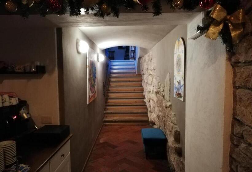 בית מלון כפרי La Fortezza