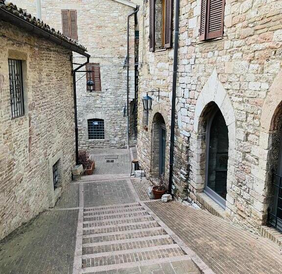 בית מלון כפרי La Fortezza