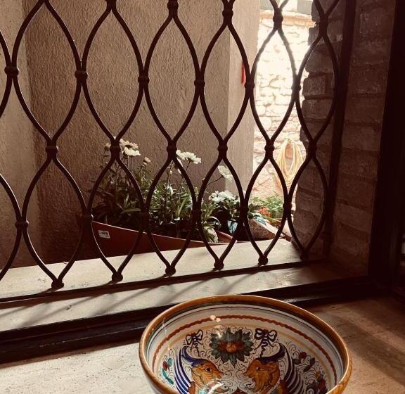 בית מלון כפרי La Fortezza