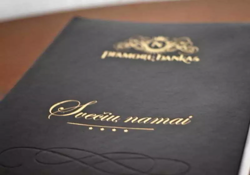 هتل Nese Pramogu Bankas Guest House