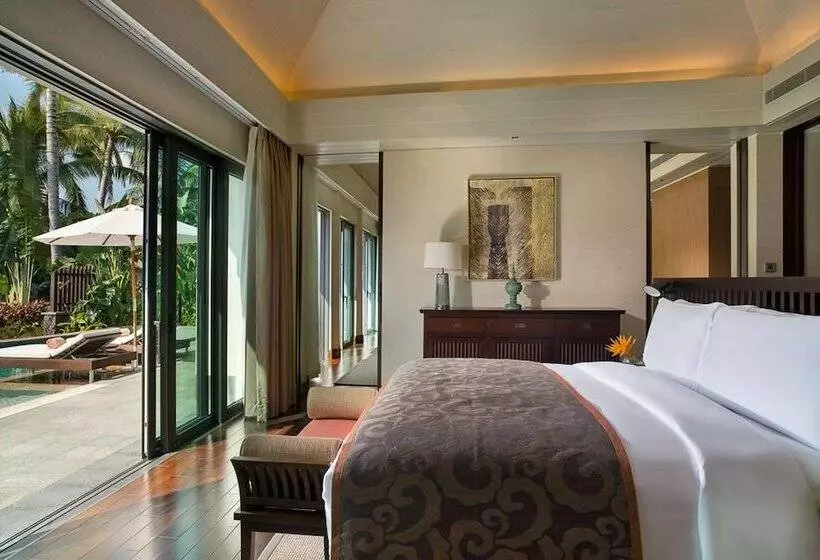 בית מלון כפרי Raffles Hainan