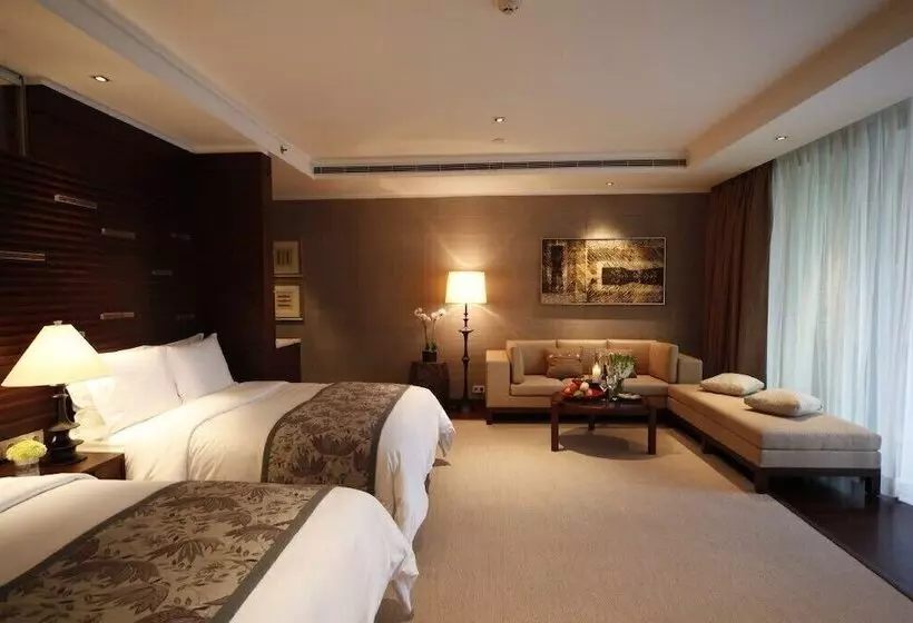 בית מלון כפרי Raffles Hainan