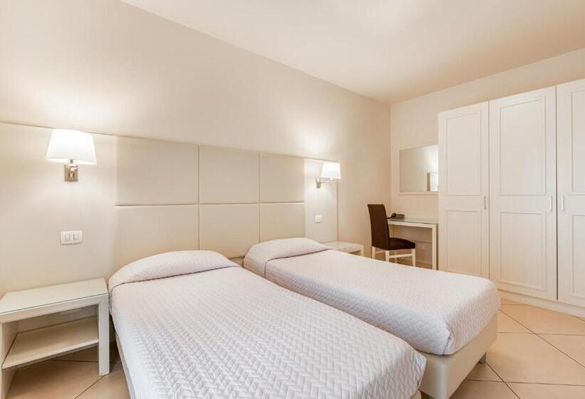 Отель & Residence Exclusive