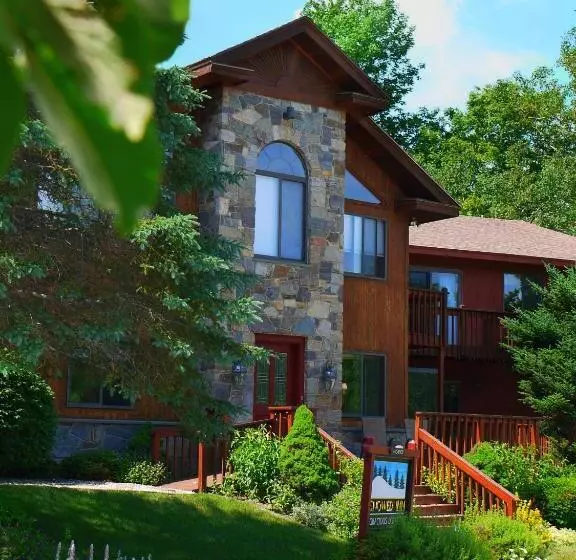 호텔 The Snowed Inn