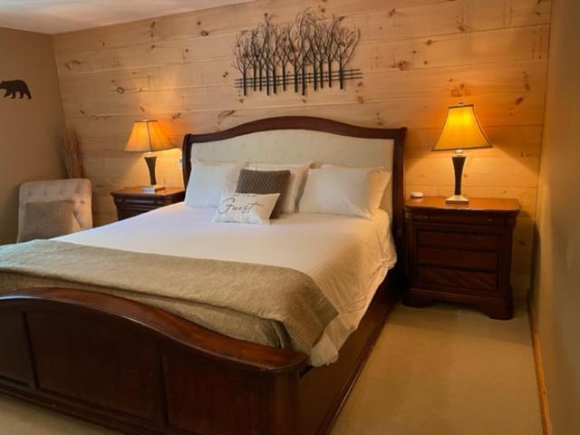 Отель The Snowed Inn