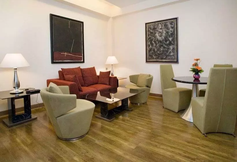 ホテル The Sonnet Kolkata