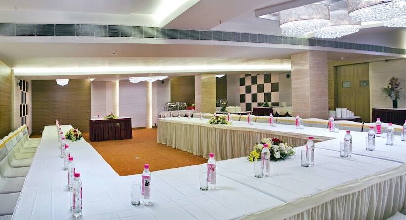 ホテル The Sonnet Kolkata