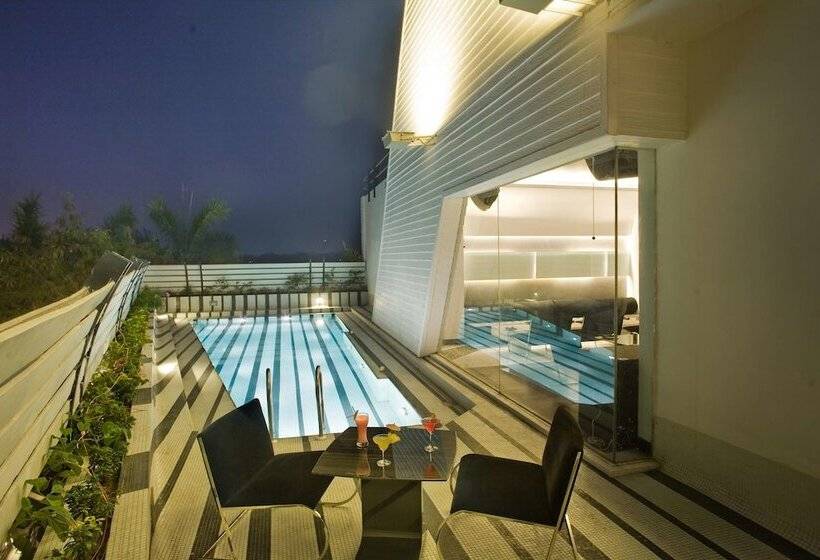 ホテル The Sonnet Kolkata