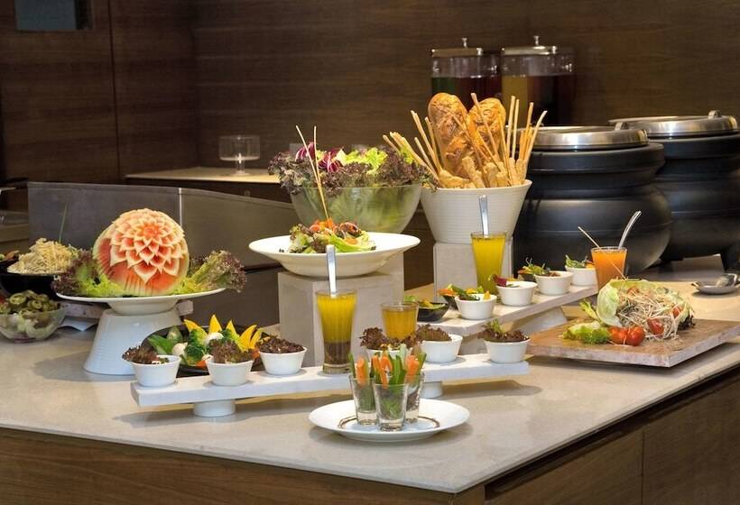 ホテル The Sonnet Kolkata