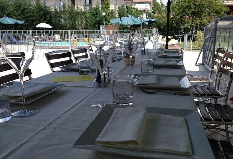 فندق Villa Cinzia