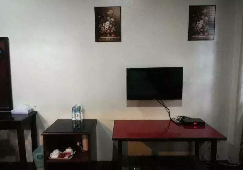 ホテル D'jawi Bella