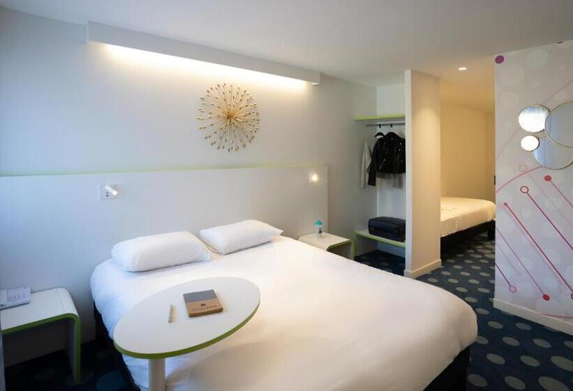 בית מלון כפרי Ibis Styles Fougeres