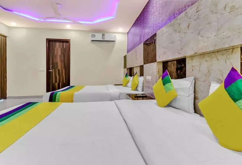 Itsy Hotels Royal Residency