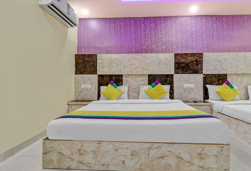 Itsy Hotels Royal Residency