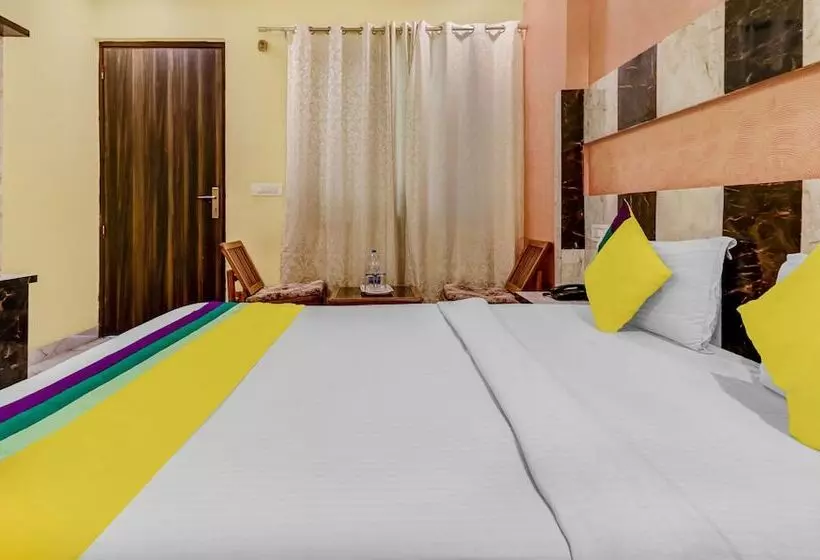 Itsy Hotels Royal Residency