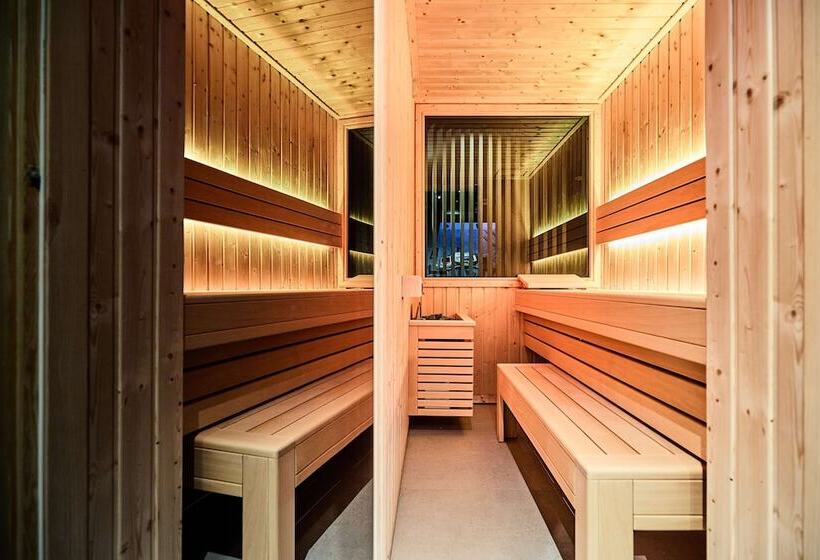 فندق Liberte 33, Bw Premier Collection