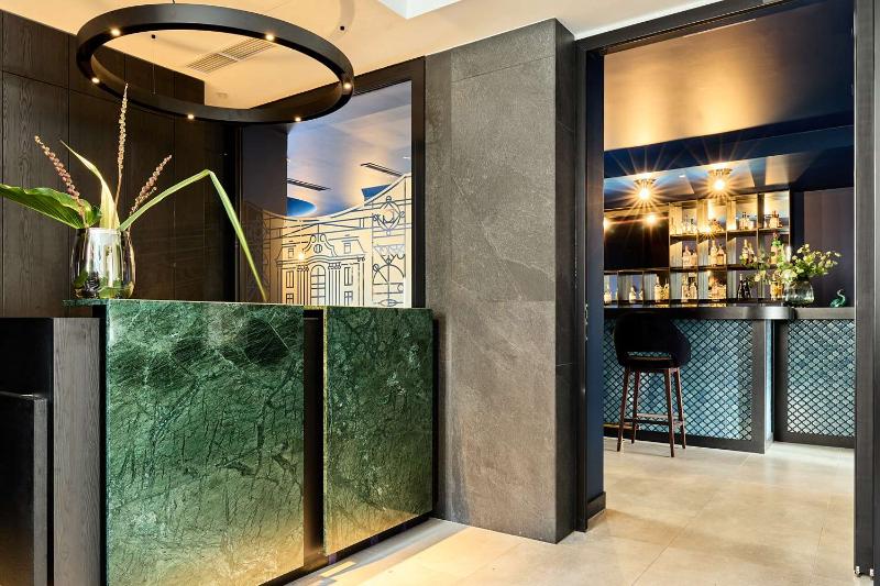 فندق Liberte 33, Bw Premier Collection