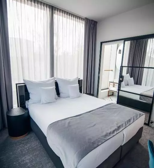 ホテル Liberte 33, Bw Premier Collection