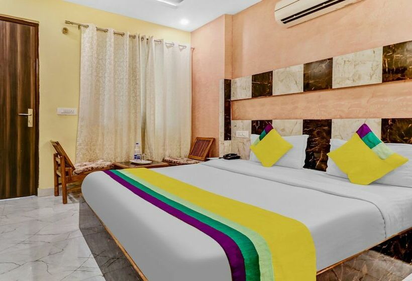 Itsy Hotels Royal Residency