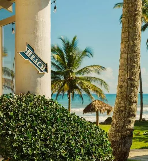 Hotelli Las Canas Beach Retreat