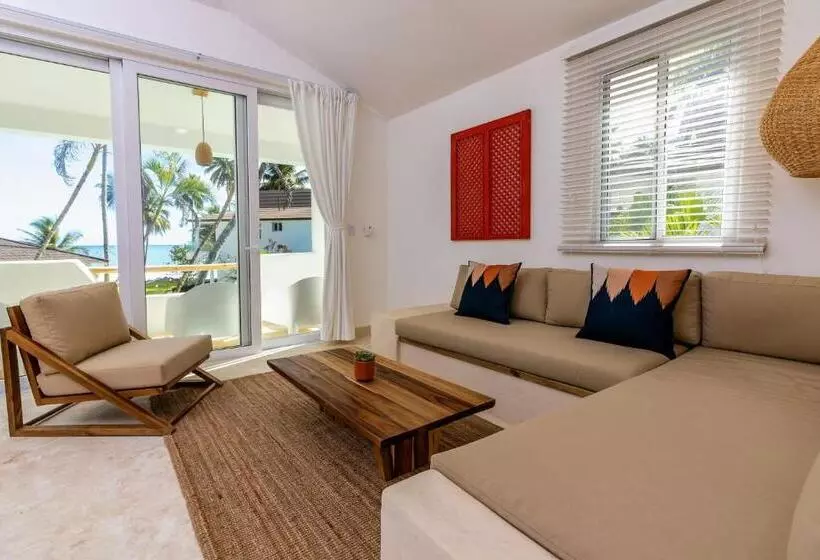 Hotelli Las Canas Beach Retreat