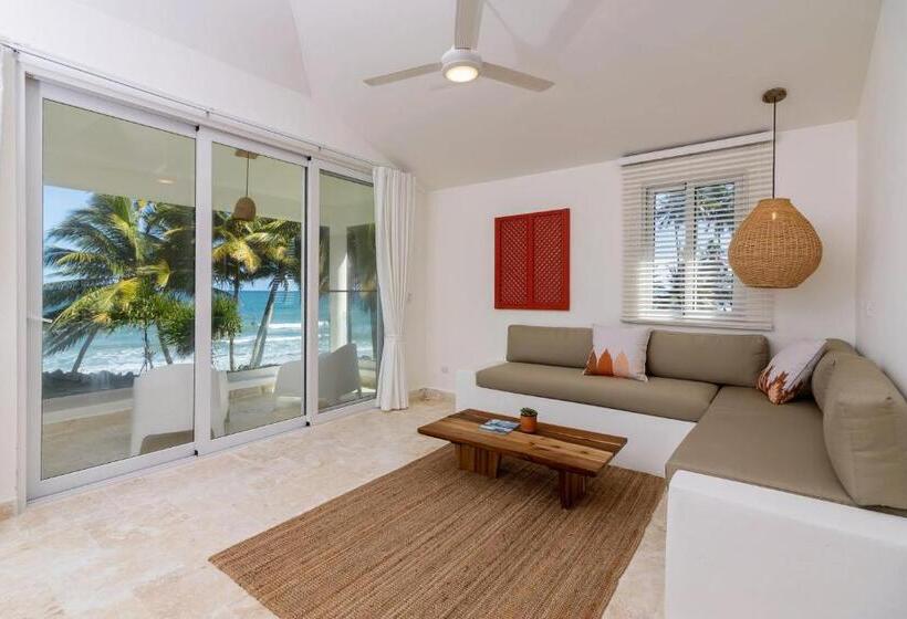 בית מלון כפרי Las Canas Beach Retreat