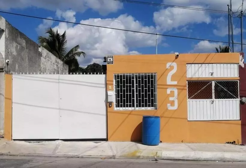 هاستل Casa Chenera