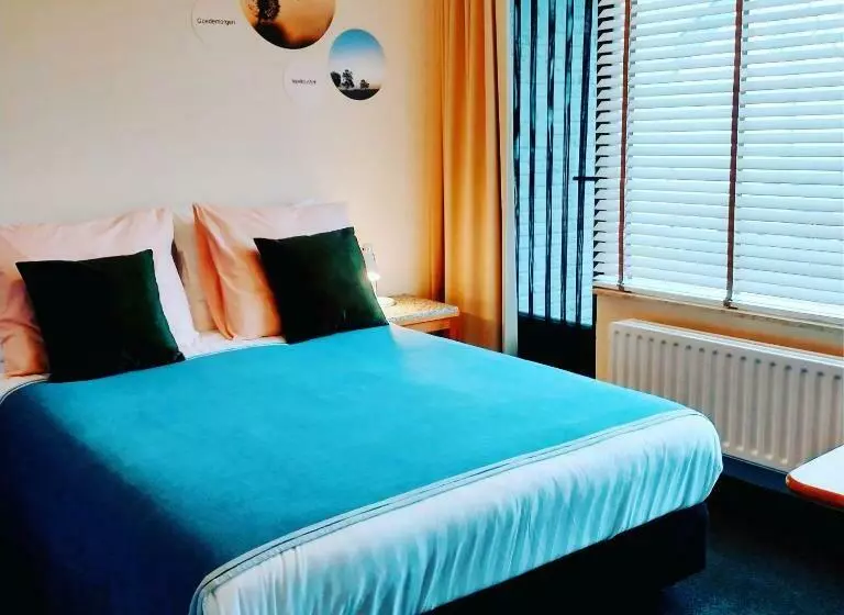 B&bslapenopeeneiland