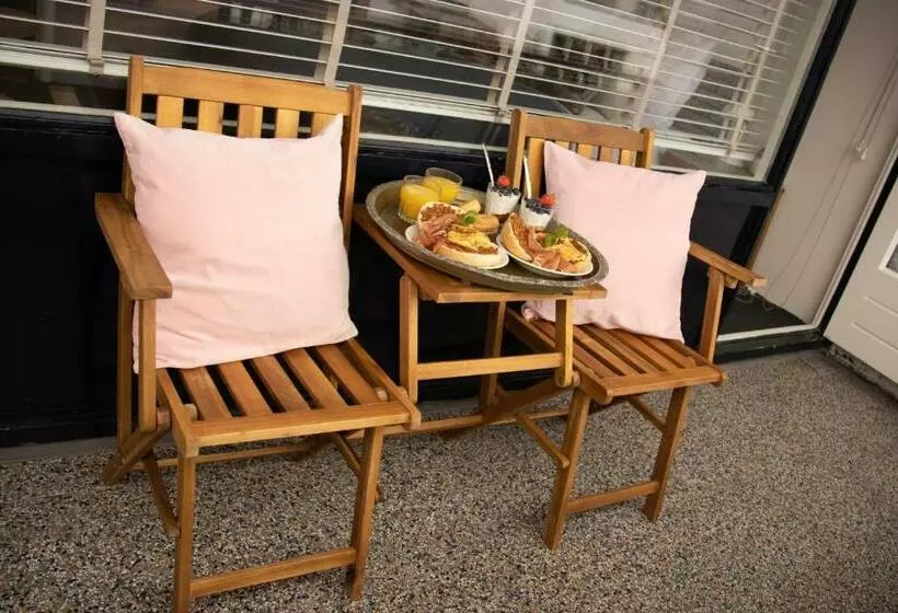 B&bslapenopeeneiland